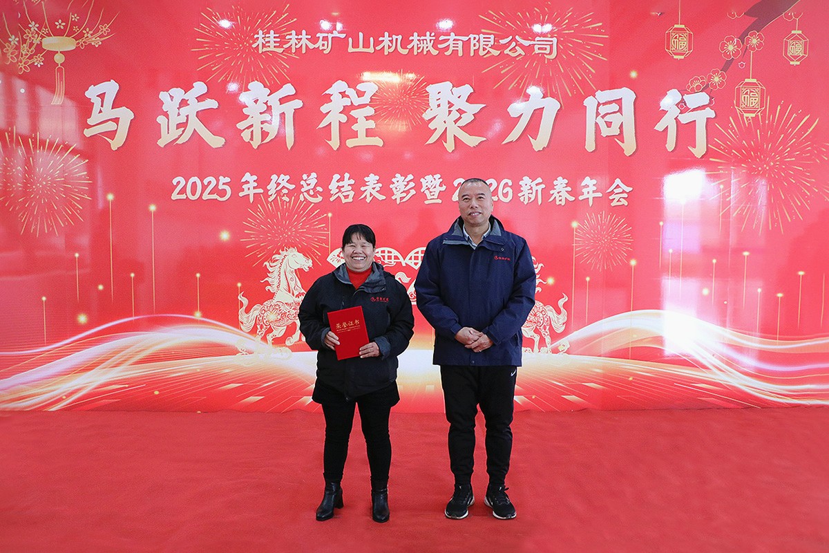 ���\��I��